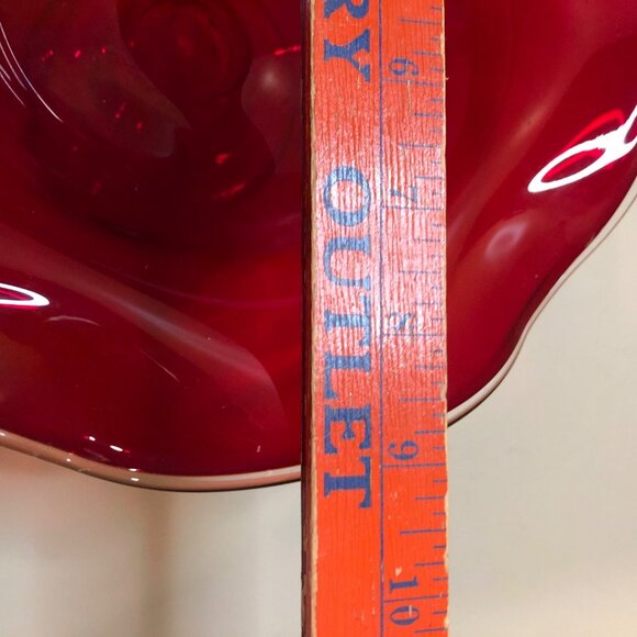 Beautiful 9" Red Scalloped Glass Bowl with clear pedestal Stand VTG - Picture 7 of 8